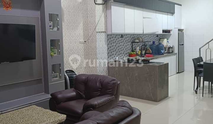 Dijual Rumah Jelambar Kondisi Bagus Siap Huni 2