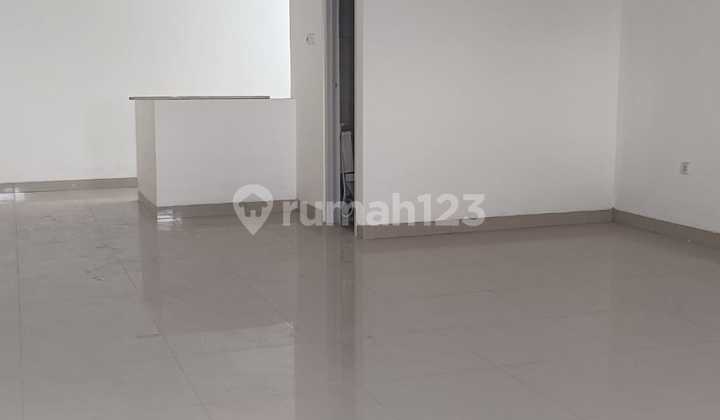 FOR SALE RENOVATED RUKO IN JELAMBAR, IN GOOD CONDITION 2