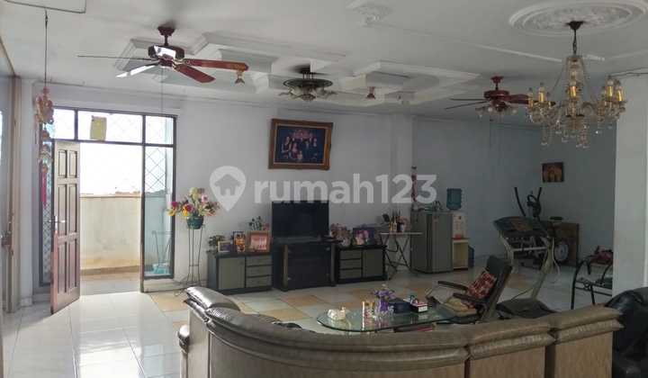 Dijual Ruko + Kontrakan Kapuk Lokasi Strategis Siap Huni Dijual Ruko + Kontrakan Kapuk Lokasi Strategis Siap Huni