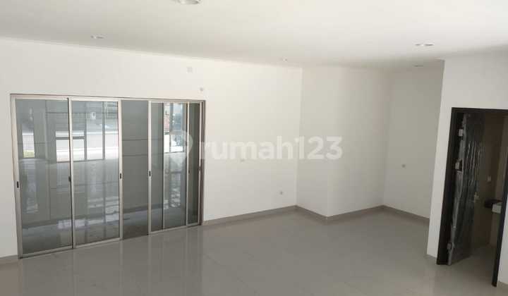 FOR SALE PIK 2 HOUSE IN GOOD CONDITION RENOVATED FOR SALE PIK 2 HOUSE IN GOOD CONDITION RENOVATED