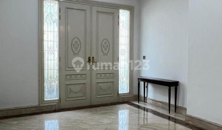 DISEWAKAN RUMAH MEWAH PIK BAGUS SIAP HUNI 2