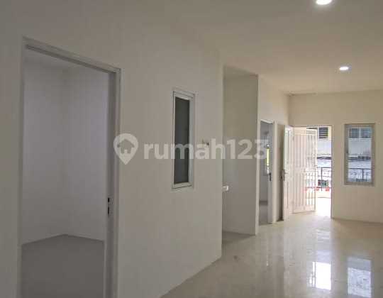 Rumah Teluk Gong lokasi strategis dekat pasar siap huni