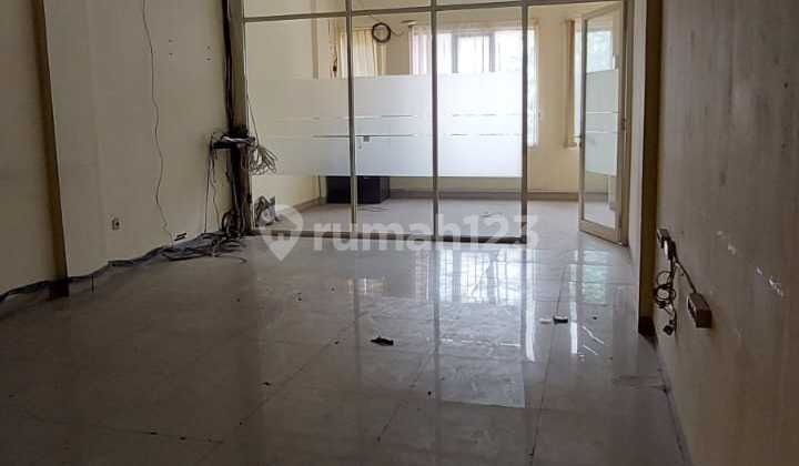 DIJUAL RUKO MUARA KARANG STRATEGIS TERENOVASI DIJUAL RUKO MUARA KARANG STRATEGIS TERENOVASI