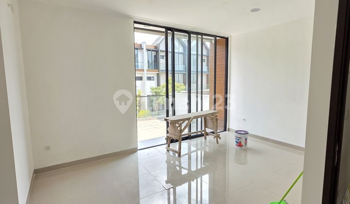 FOR SALE READY-TO-LIVE RENOVATED HOUSE IN PANTAI INDAH KAPUK 2