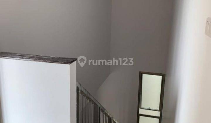 DISEWAKAN RUMAH PIK GOLF ISLAND TERENOVASI BAGUS 2