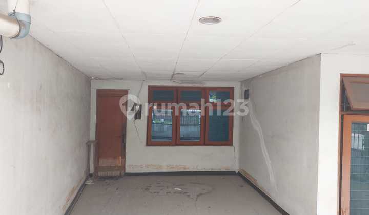 DIJUAL RUMAH TUA TANAH NGANTONG HOKI BAGUS DIJUAL RUMAH TUA TANAH NGANTONG HOKI BAGUS