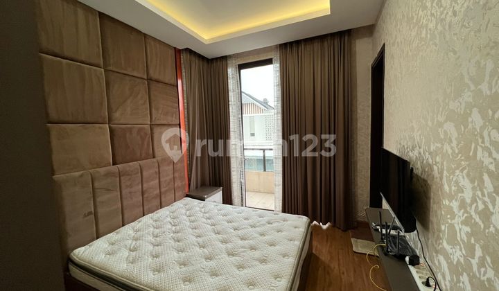 FOR RENT TANGERANG HOUSE FULLY FURNISHED IN TIDY CONDITION