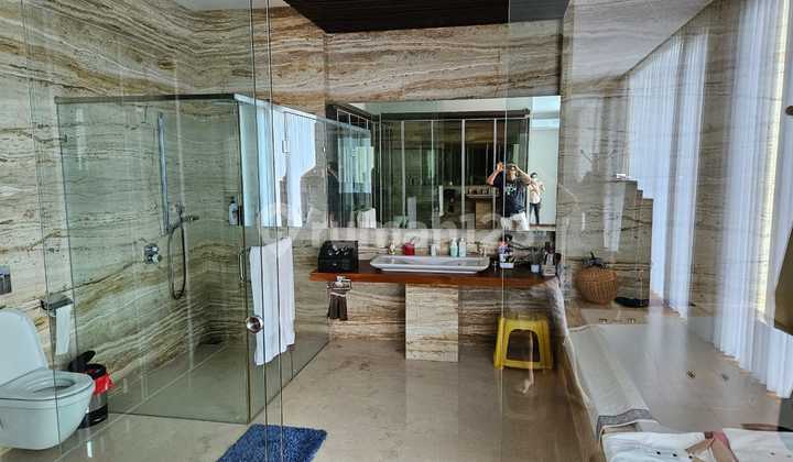 DIJUAL RUMAH MEWAH PURI FULL FURNISH SIAP HUNI 2