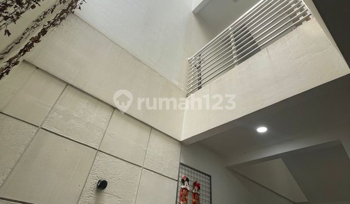 Dijual Rumah Golf Lake Cengkareng Semifurnish Kondisi Rapih