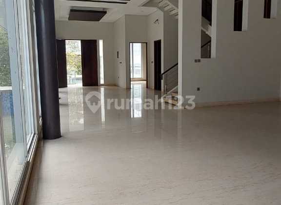 Dijual Rumah Pik Posisi Hook Ada Kolam