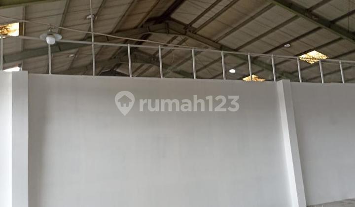 DISEWAKAN GUDANG PLUIT BISA MASUK KONTAINER DEKAT TOL