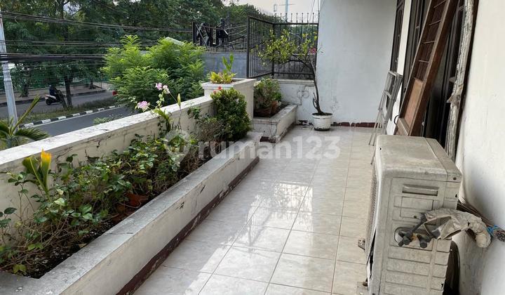 For Sale: Muara Karang House in Habitable Condition, Close to Main Road