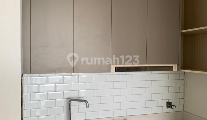 Disewakan Apartemen Gold Coast Full Furnish High Zone 2