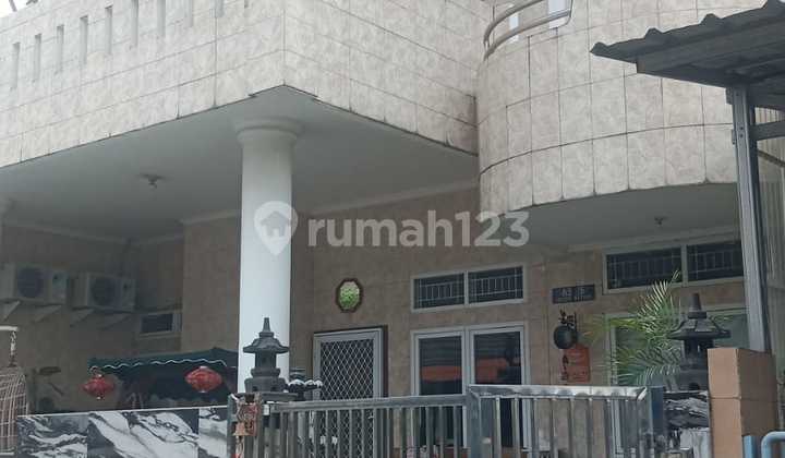 Rumah 2 Lantai Taman Cibodas Tangerang Kota