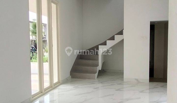 Rumah di Sidoarjo kota 2 Lantai dekat fasilitas publik 2