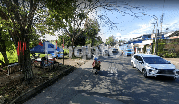 Tanah Luas Untuk Segala Usaha Di Jalan Raya 3