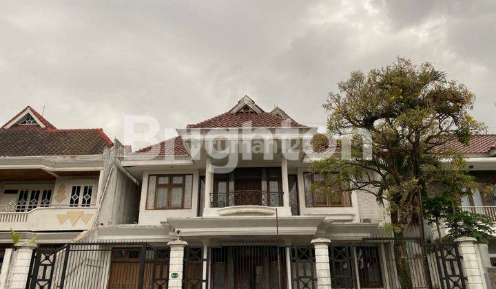 Rumah Luas 2 Lantai Jalan Boulevard Di Araya Malang 1