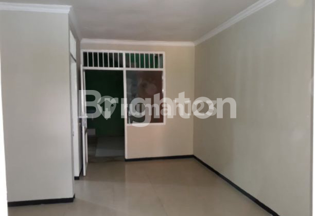 RUMAH 2 LANTAI SIAP HUNI SAWOJAJAR 1 2