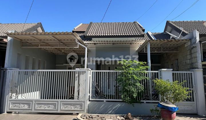 Dijual Rumah Hadap Utara di Pondok Jati Tengah Kota Sidoarjo Dijual Rumah Hadap Utara di Pondok Jati Tengah Kota Sidoarjo