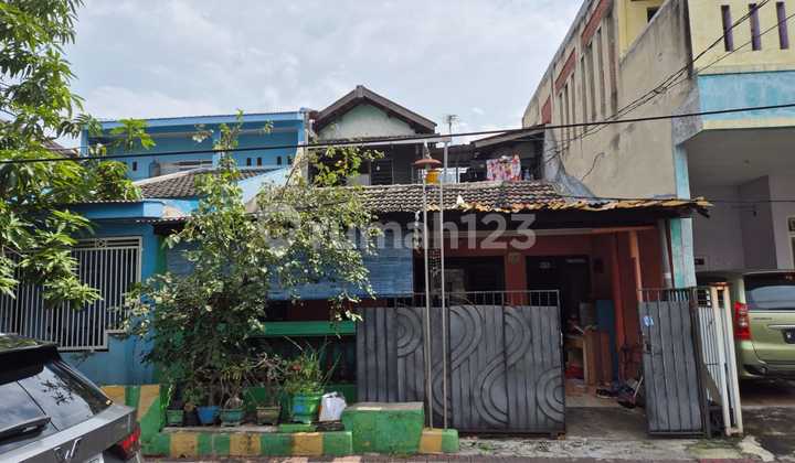 Disewakan Rumah 1.5 Lantai Termurah di Pondok Jati Sidoarjo