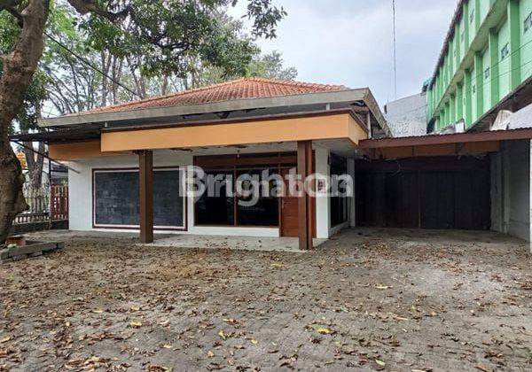 Dijual Tanah Dan Rumah Luas Di Tengah Kota Di Jl Untung Suropati Sidoarjo 2