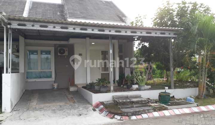 Dijual Rumah Di Taman Dhika Sidoarjo Masih Ada Kelebihan Tanah Dijual Rumah Di Taman Dhika Sidoarjo Masih Ada Kelebihan Tanah