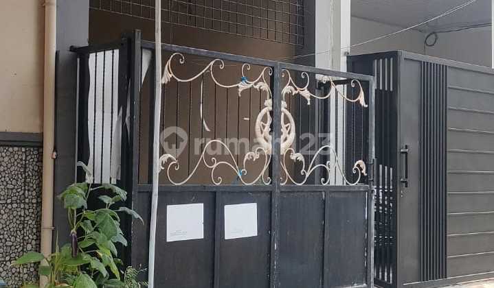 For Sale Cheapest House in Istana Mentari Super Strategic Location Sidoarjo City Center For Sale Cheapest House in Istana Mentari Super Strategic Location Sidoarjo City Center