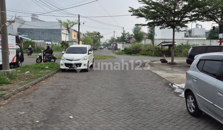 For Rent: Shop House Former Cafe in DPR Pagerwojo Complex, Busy Location Sidoarjo 2