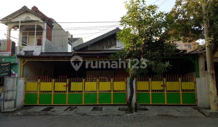 For Sale Shop Negotiable Price Until Deal Flood-Free on Raya Deltasari Sidoarjo For Sale Shop Negotiable Price Until Deal Flood-Free on Raya Deltasari Sidoarjo