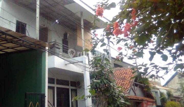 Rumah Bagus Di Jl. Kweni Keb. Baru. Cocok Untuk Hunian. 2