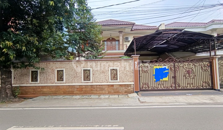 Nice and Strategic House in Bintaro Permai 2