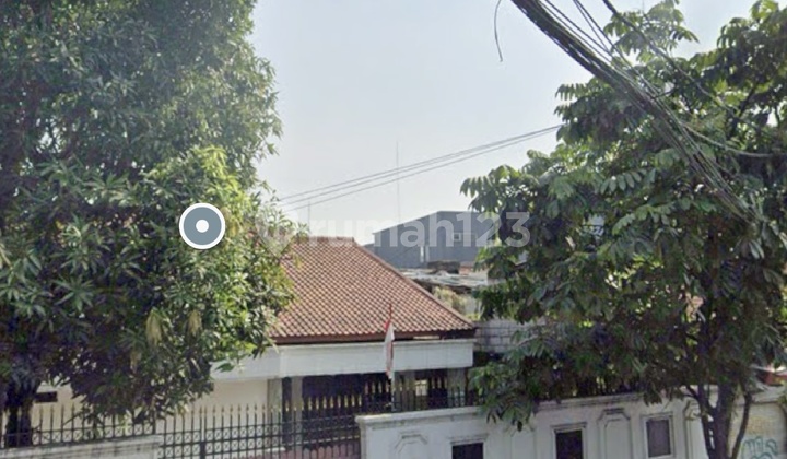 House on H. Kelik Street Near Srengseng Urban Forest. 2