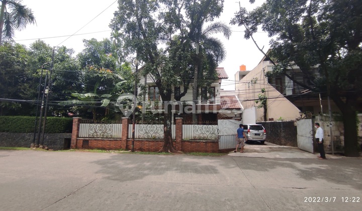 House in the Elite Kemang Area. South Kemang Street 12.