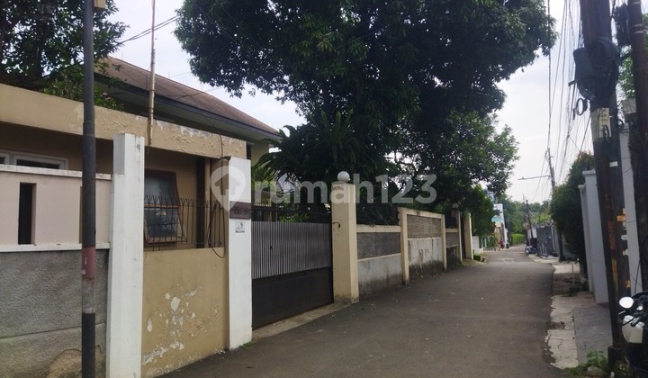 Rumah Di Jl. Mpr 9 Cilandak Barat. Lokasi Cocok Untuk Hunian. 2