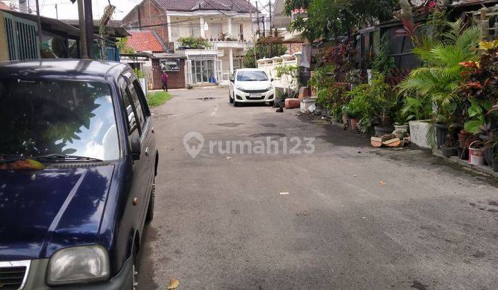 Rumah Butuh Renovasi Total Unfurnished SHM Lengkong, Bandung 2