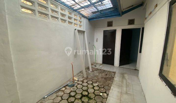 Rumah Butuh Renovasi Unfurnished SHM di Jupiter Margahayu Bandung, Bandung 1