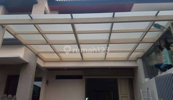 Rumah 2 Lantai Sudah Renovasi Semi Furnished SHM di Batununggal Indah , Bandung 2