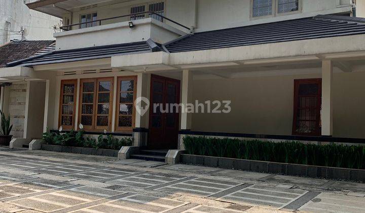  Rumah Unfurnished Bagus SHM - Sertifikat Hak Milik di Dipati Ukur Sayap dago, Sayap Dago 1