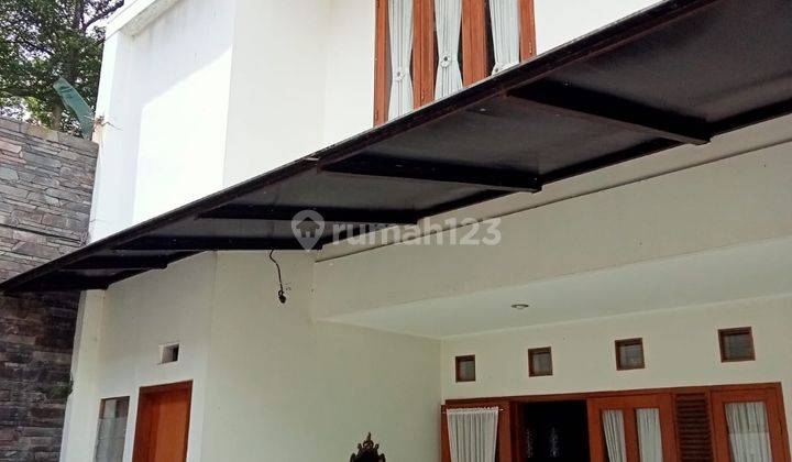 Rumah 2 Lantai Bagus Semi Furnished SHM di Parahyangan Permai, Bandung 2