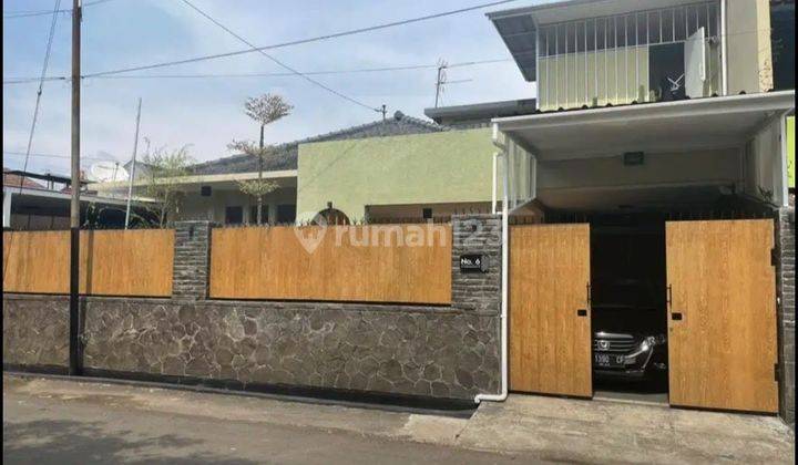 Rumah 2 Lantai Bagus Semi Furnished SHM di Sulaksana Baru, Bandung 1