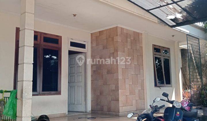 Rumah 2 Lantai Bagus Semi Furnished SHM di Babakan Jeruk , Bandung 2