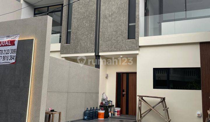 Rumah 2 Lantai Baru Unfurnished SHM di Situ Sari Bandung, Bandung