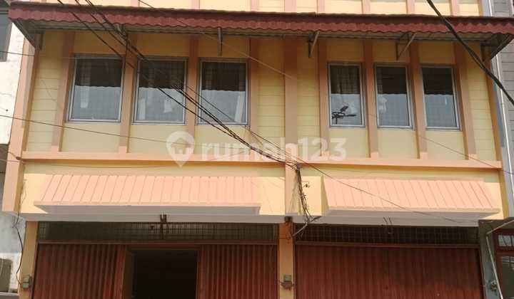 2 adjacent shophouses on Tubagus Angke main road 1