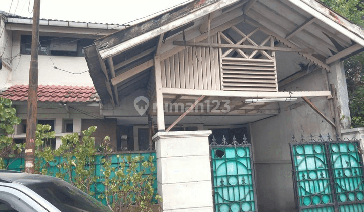 Rumah Lama Hitung Tanah Saja di Puri Indah Kembangan 1