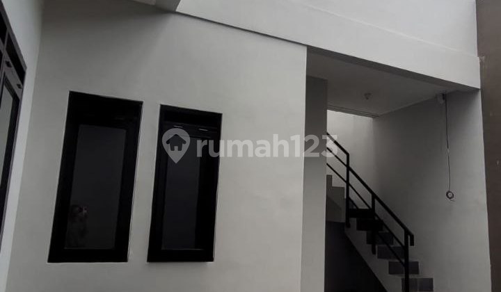 Hot Deal 2-Story House in Batununggal Indah Bandung 2