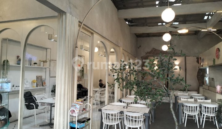 Nice House Ready to Live In Main Road in Turangga Buahbatu Bandung 2