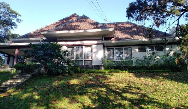 Rumah Heritage di Cipaganti Dr Cipto Pajajaran Cihampelas Bandung 2