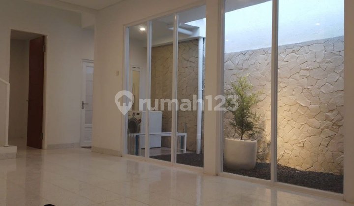 Minimalist House in Turangga Buahbatu Bandung, Good 2