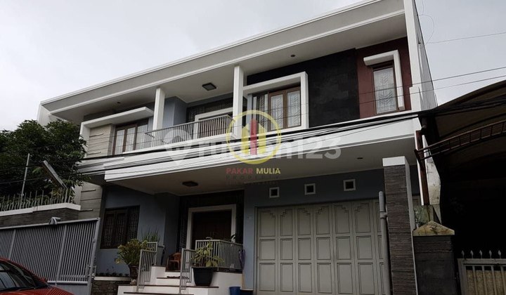 Beautiful Ready-to-Occupy House in Setrasari Kulon, Near Pasteur Toll Road, Bandung