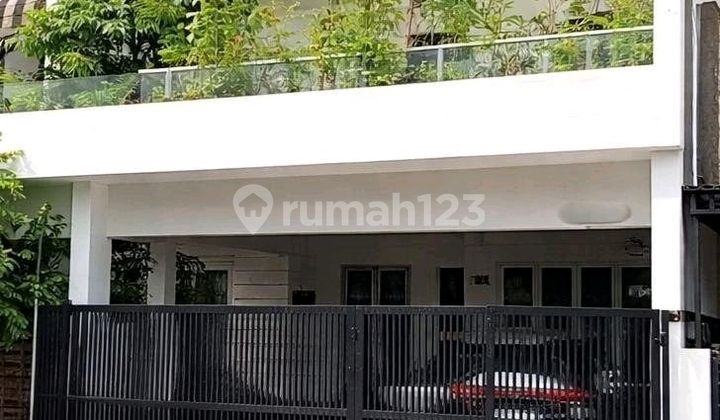 Rumah Minimalis Lux di Batununggal Indah Bandung